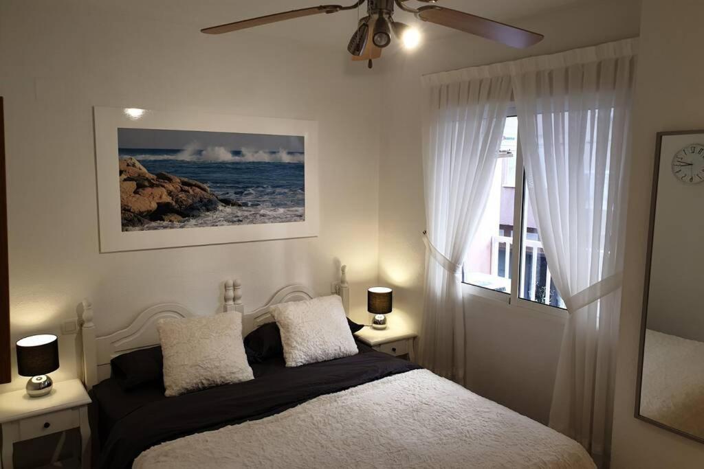 Apartment Playa Cura 150M + Electric Scooters Torrevieja Eksteriør billede
